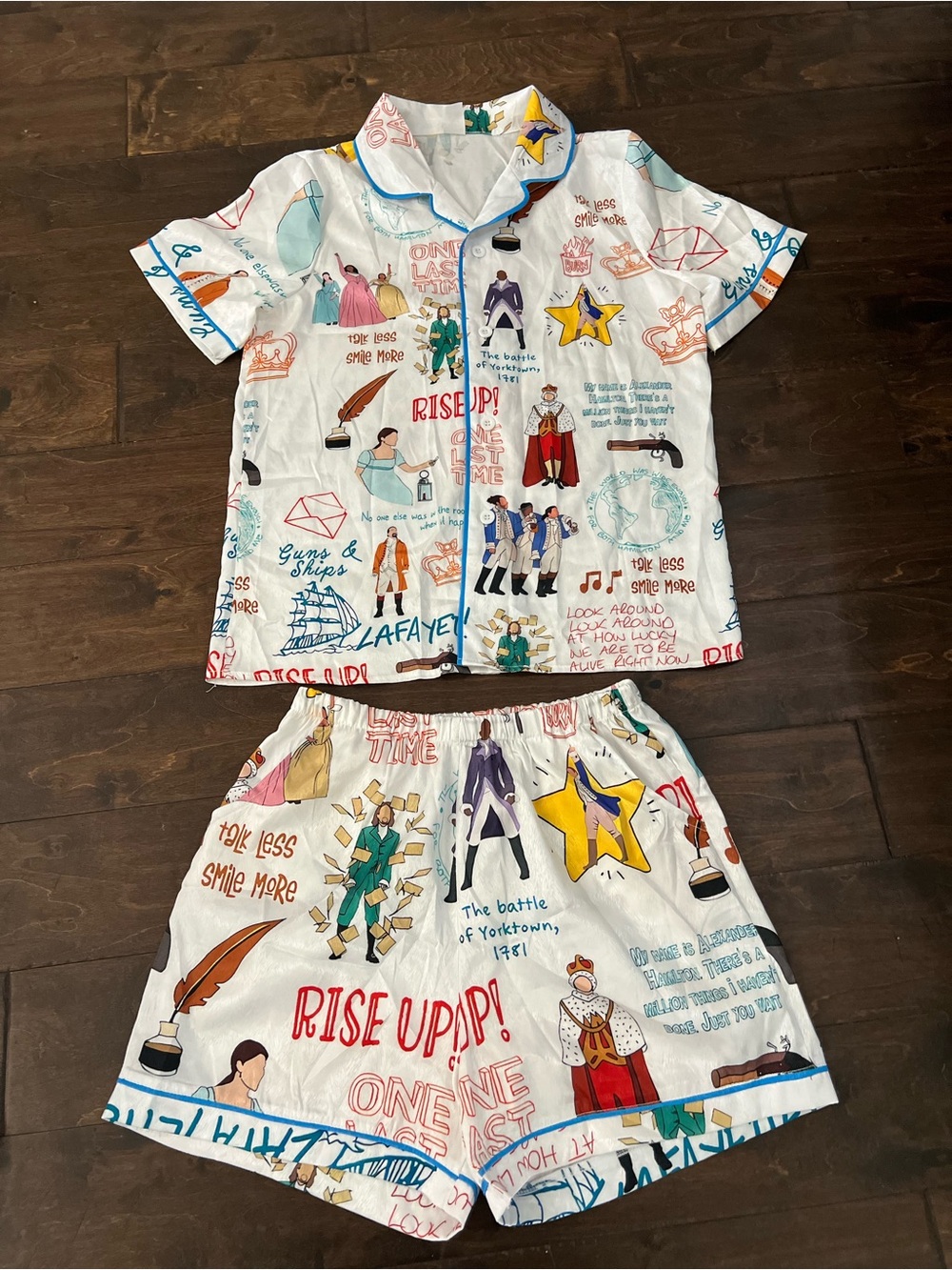 Hamilton White Multicolor Illustrated Cotton Pajama Set